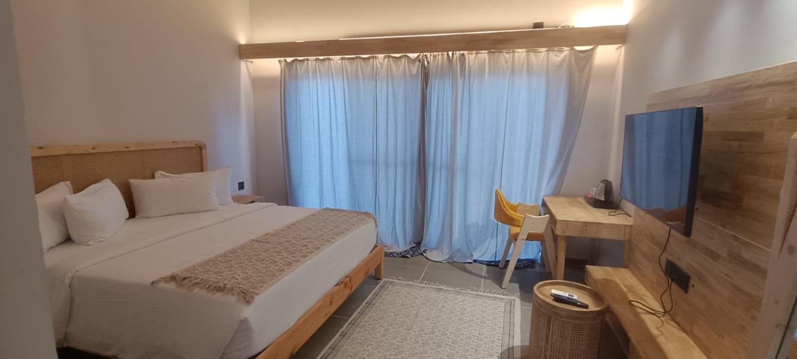 V Hotels And Resorts Chirala Buitenkant foto